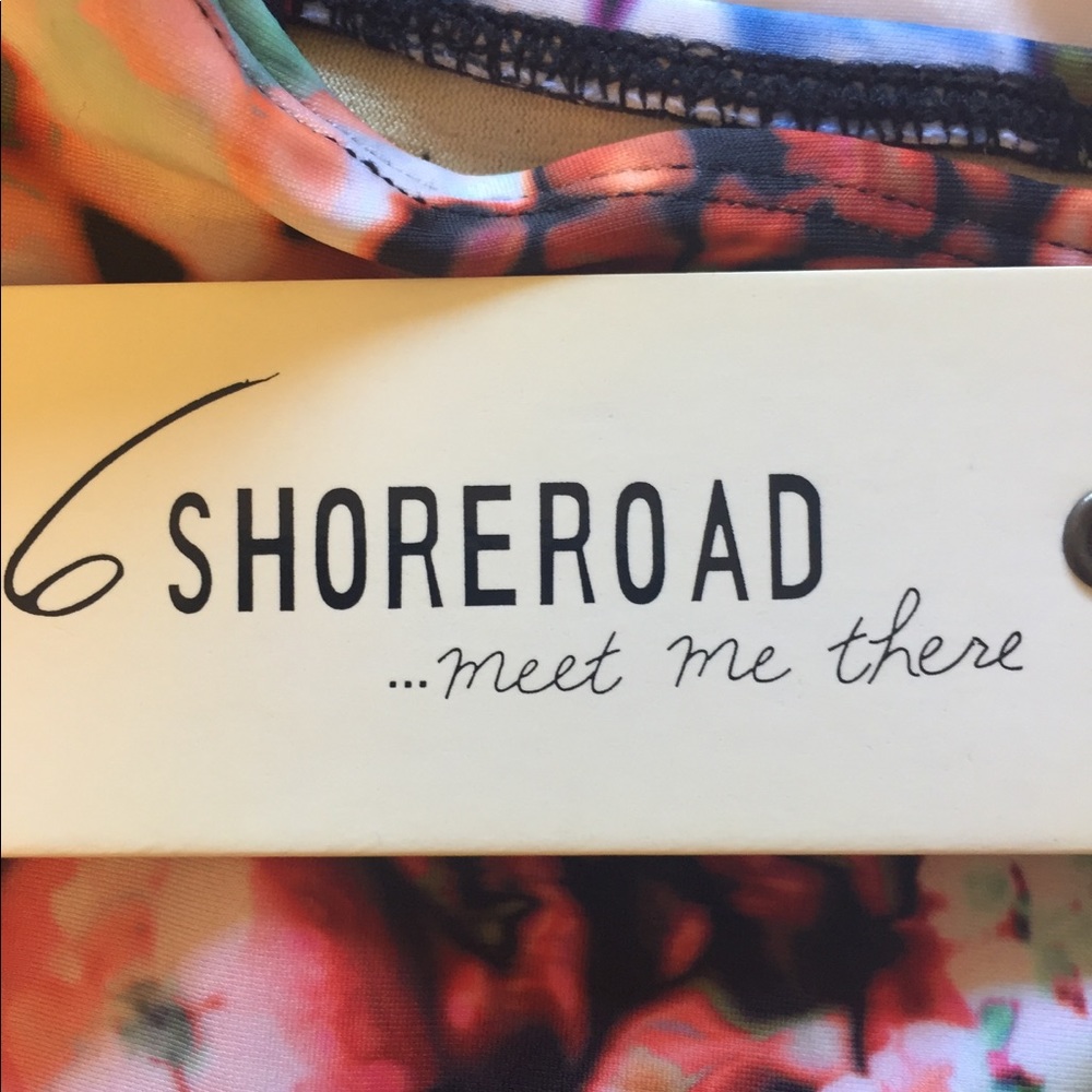 Shore road one piece bathing suit. NWT - Picture 2 of 4